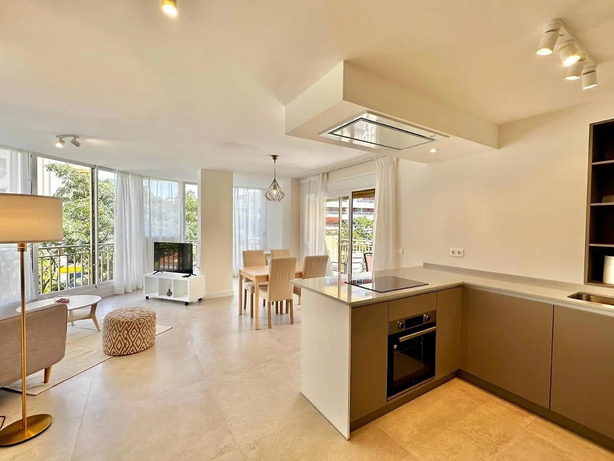 Newly Renovated Apartment In The Center Of Marbella - Eaw Homes